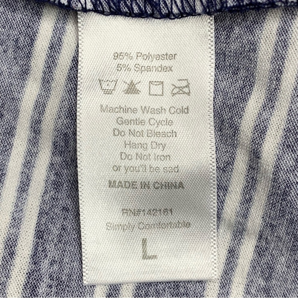 Large LuLaRoe Blue White Striped Tee Oversized Stretch Scoop Neck T Shirt - Picture 7 of 7